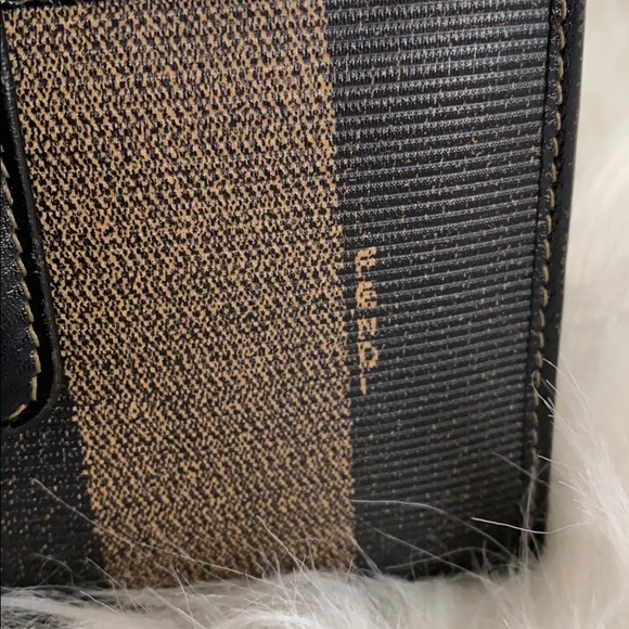 FENDI wallet - Picture 2 of 15